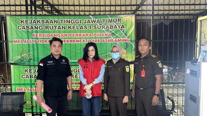 Ibu Ronald Tannur Meirizka Widjaja tersangka kasus suap