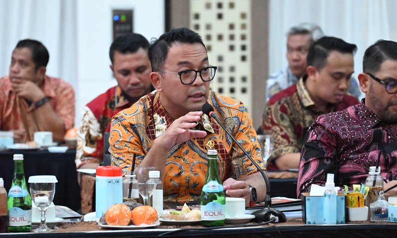 Anggota Komisi III DPR RI Pulung Agustanto soroti netralitas APH dalam Pilkada 2024.