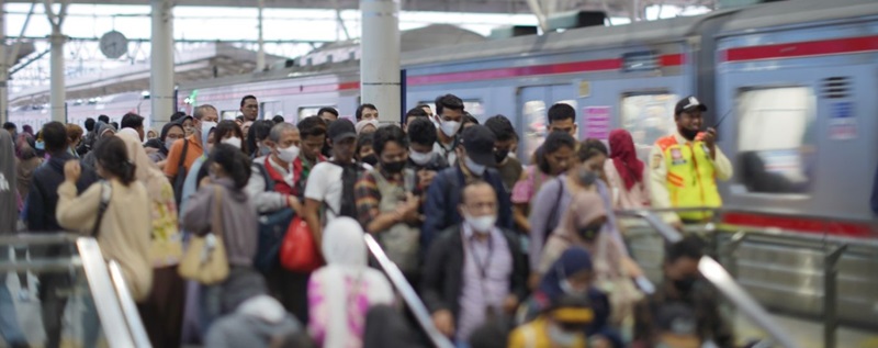 Commuter Line Jabodetabek akan beroperasi 24 jam saat pergantian tahun. Foto: Arsip KAI Commuter