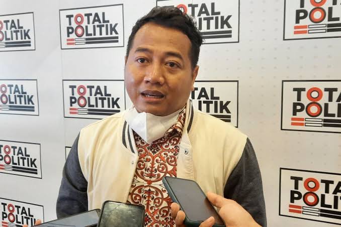 Direktur Eksekutif Parameter Politik Indonesia, Adi Prayitno