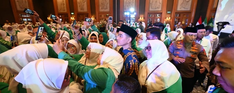 Wakil Presiden (Wapres) Gibran Rakabuming hadir dalam Konferensi Besar (Konbes) Fatayat Nahdlatul Ulama (NU).