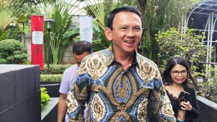 Ketua DPP PDI Perjuangan, Basuki Tjahaja Purnama alias Ahok enggan menjawab panjang lebar, ketika ditanya wartawan terkair Sekjen PDIP