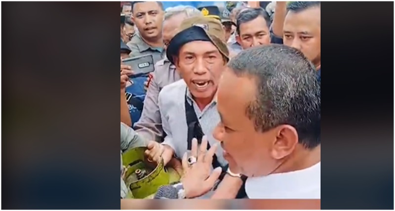 Menteri ESDM Bahlil Lahadalia, diomeli warga saat memantau pangkalan gas elpiji 3 kg di Kota Tangerang. Foto: Tangkapan layar