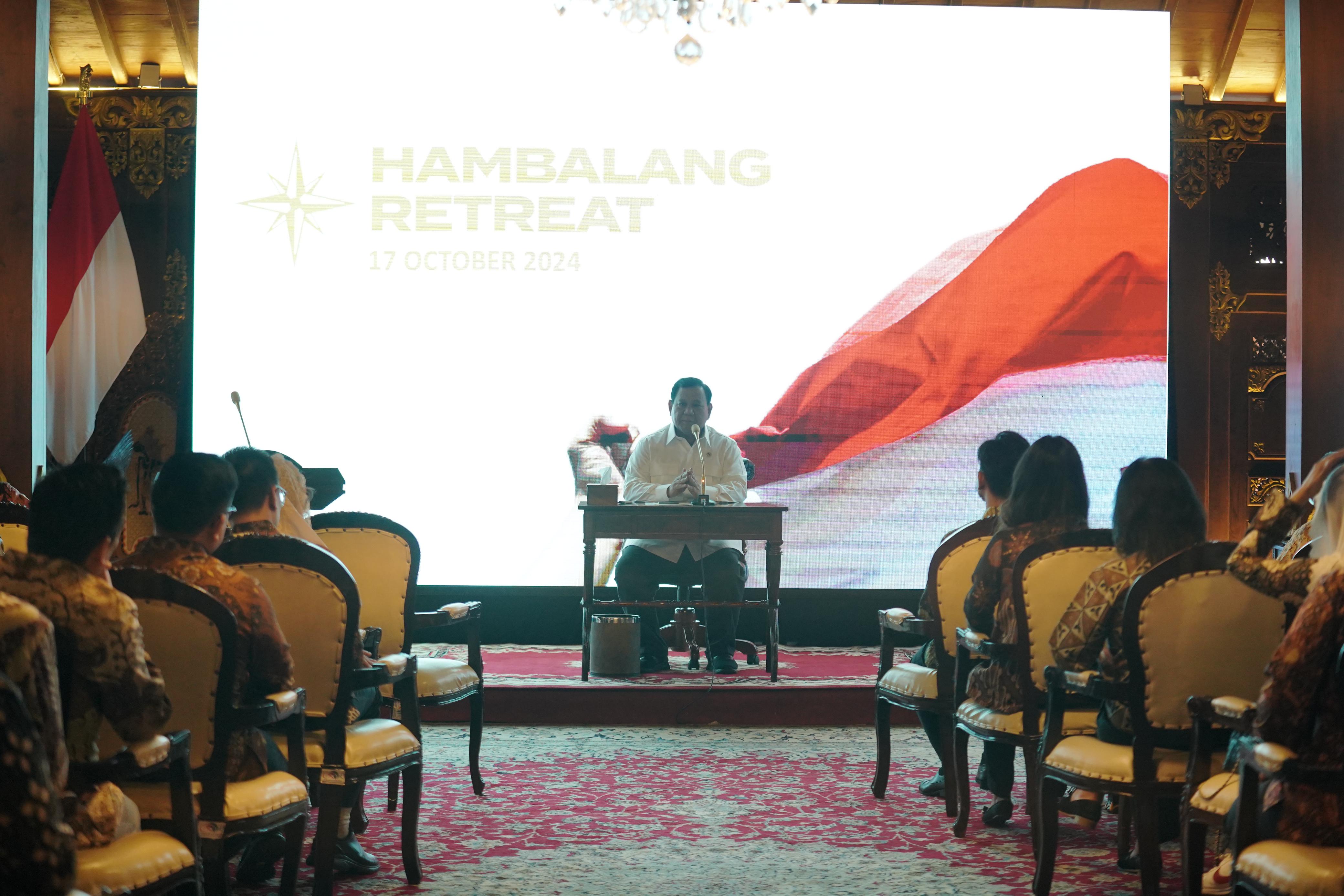 Pembekalan 'Reatreat Hambalang' kepala calon wakil menteri oleh Presiden Terpilih Prabowo Subianto. (Foto: Ist)