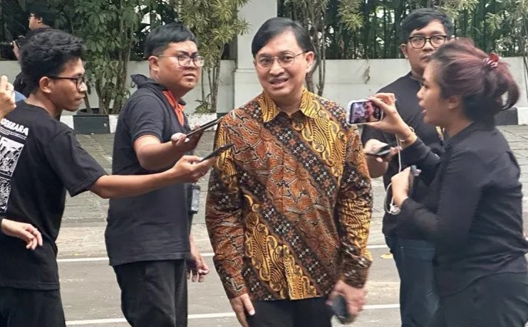 Musisi Yovie Widianto di Kertanegara usai bertemu Prabowo. (Foto: Antara)