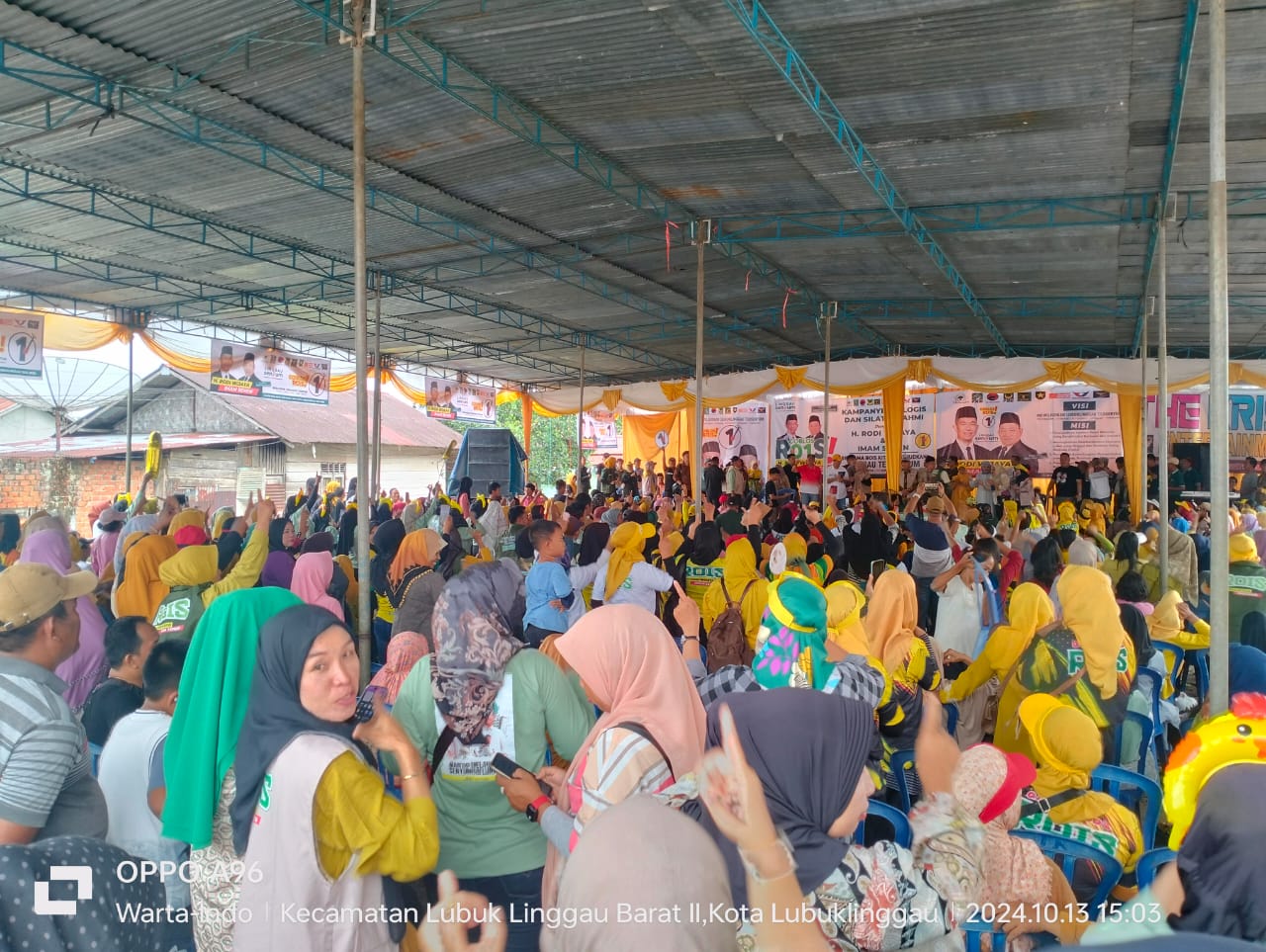 Ribuan warga Kelurahan Keputraan Kelurahan Keputraan Kecamatan Lubuk Linggau Barat II menghadiri kampanye dialogis pasangan Calon Wali Kota dan Wakil Wali Kota Lubuk Linggau H Rodi Wijaya – Imam Senen (ROIS). (Foto: Ist)