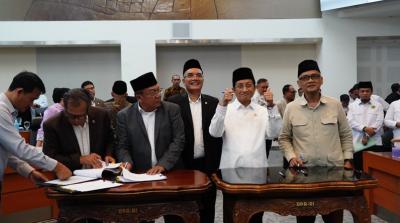 Pemerintah dan DPR RI sepakat menurunkan biaya haji 2025.