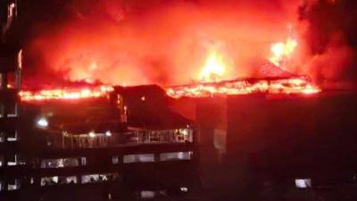 Korban kebakaran Glodok Plaza tambah jadi 11 orang.